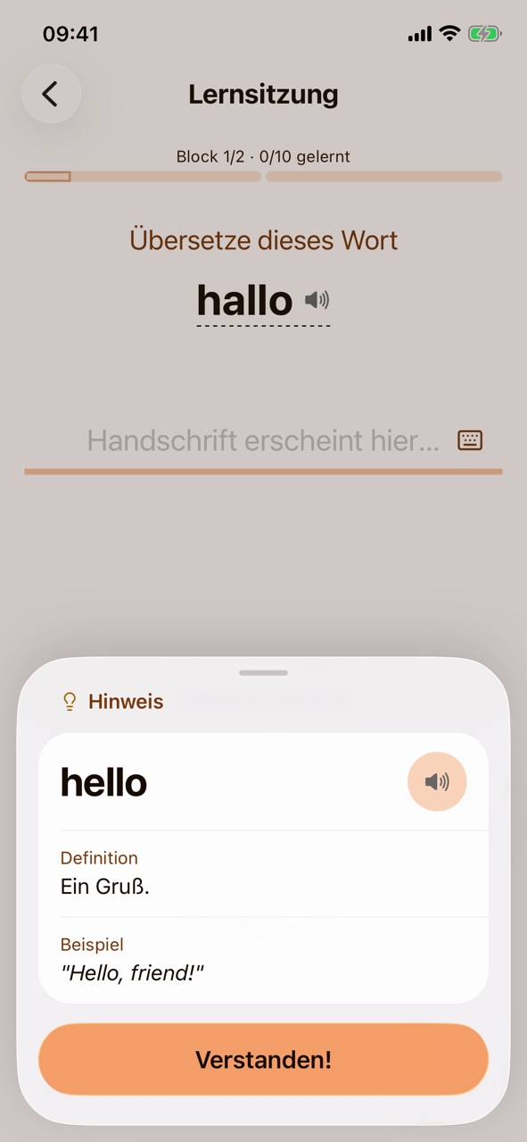 Der Hinweis mit der Übersetzung „hello“ und ihrer Aussprache-Taste, der Definition „Ein Gruß.“, dem Beispiel „Hello, friend!“ und der Schaltfläche „Verstanden!“