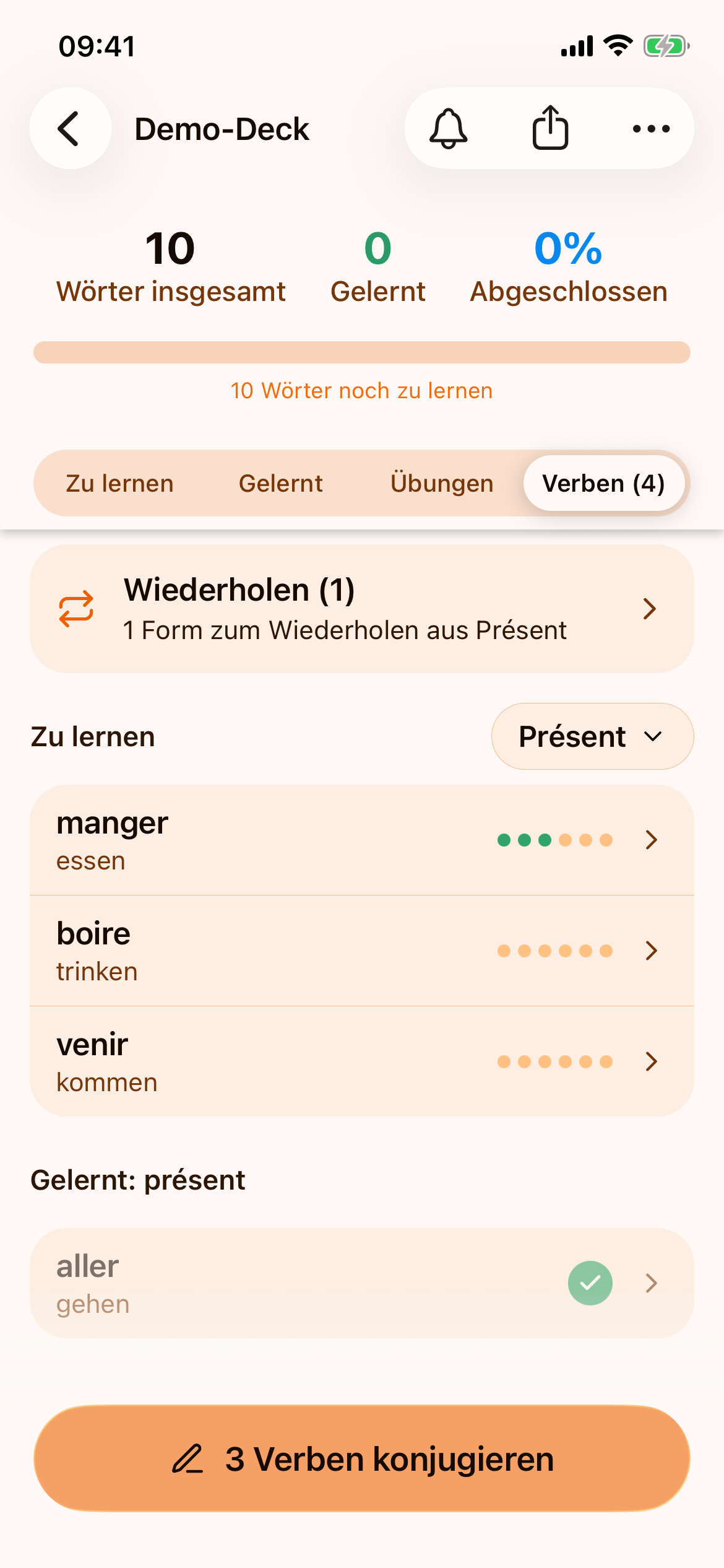 Der Tab Verben des Demo-Decks: eine Karte „Wiederholen“, die Zeitform Présent, darunter manger, boire und venir unter „Zu lernen“ mit einem Punkt pro Person, aller unter „Gelernt: présent“ und die Schaltfläche „3 Verben konjugieren“